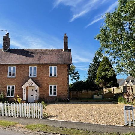 Elm Cottage Alvescot Exterior foto